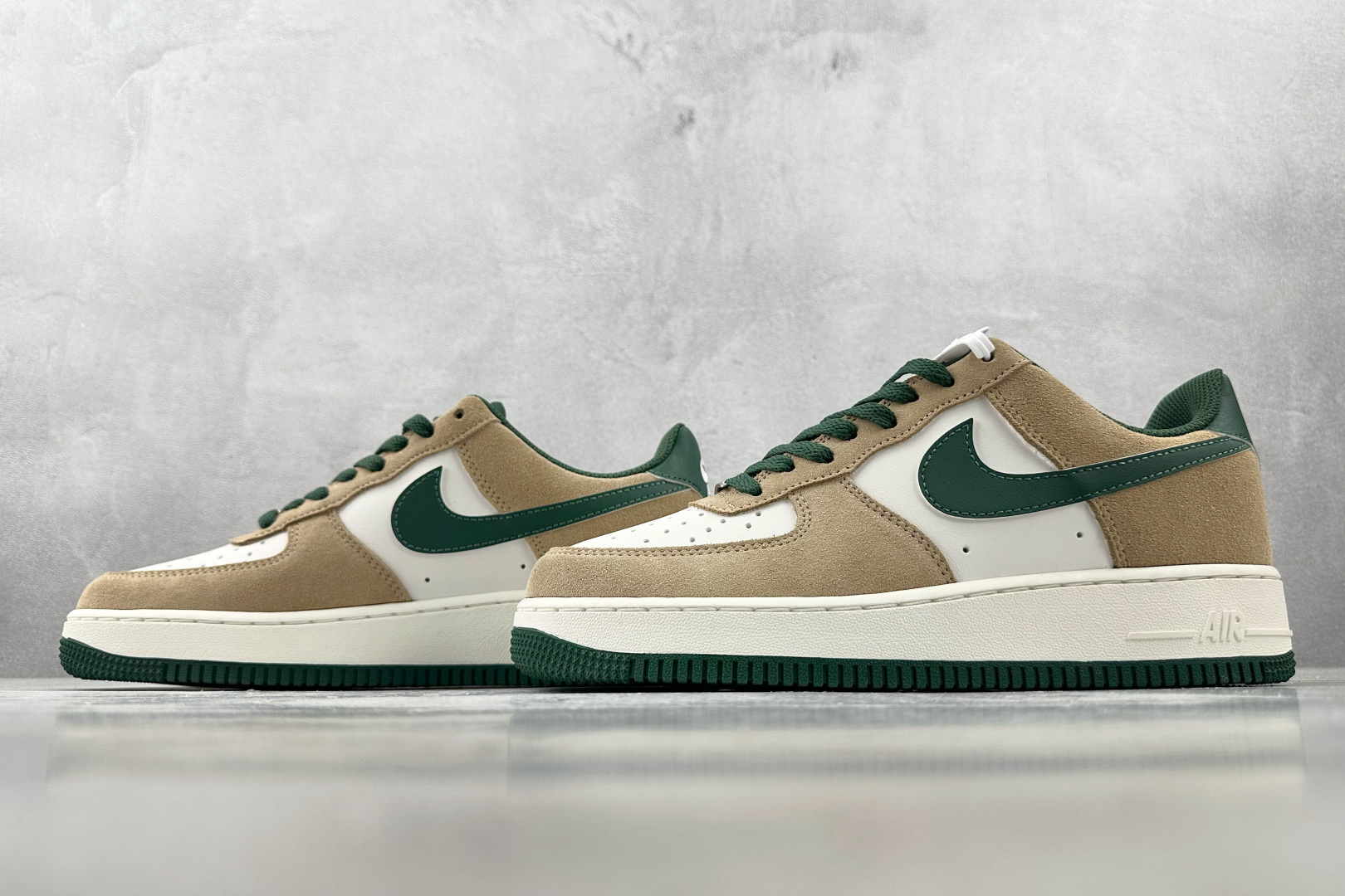 Nike Air Force 1 '07 LV8 白褐绿 FQ8714-203