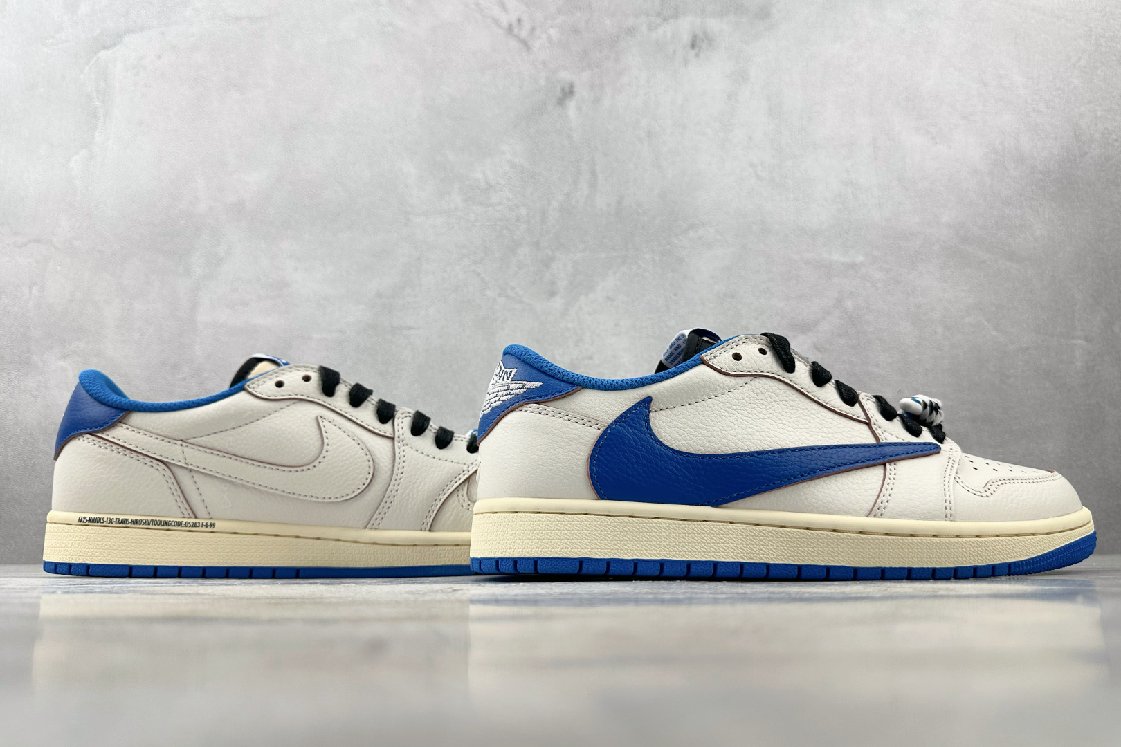 东南亚订单 Travis Scott x Jordan Air Jordan 1 Low 蓝色 DM7866-104