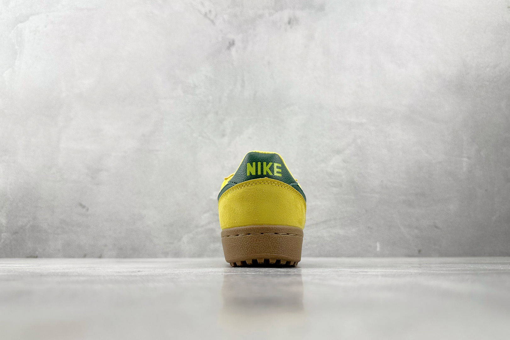 Nike Field General 暗黄色 HF3165-700