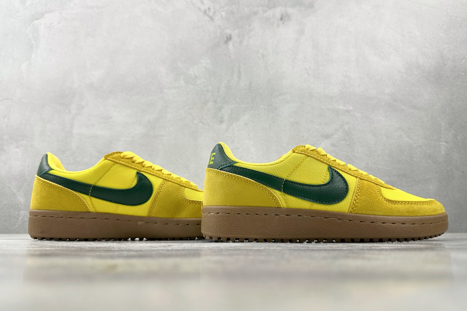 Nike Field General 暗黄色 HF3165-700