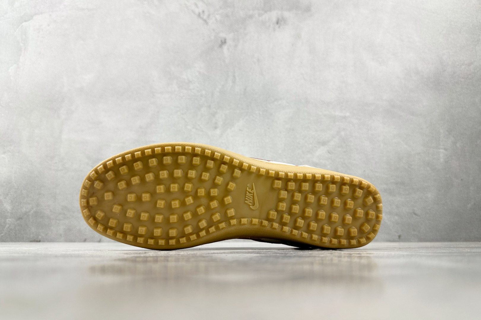 Nike Field General 米红 HF3165-104