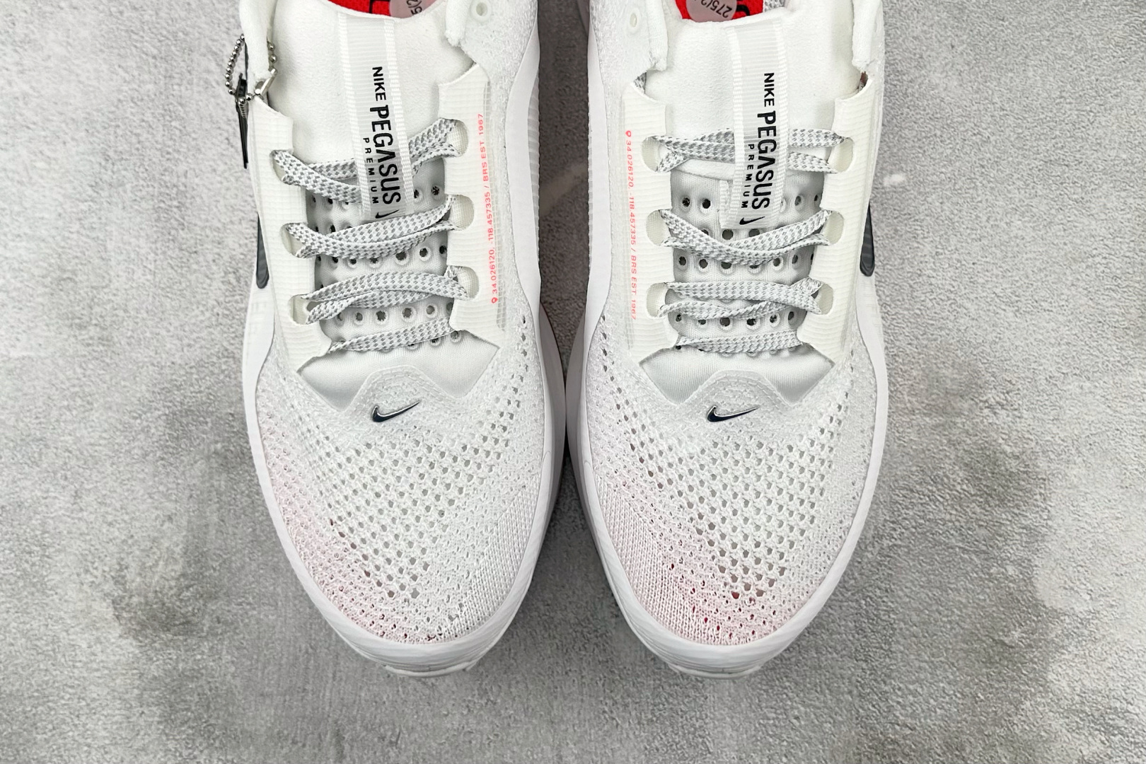 Nike Pegasus Premium 白红色 HQ2592-101