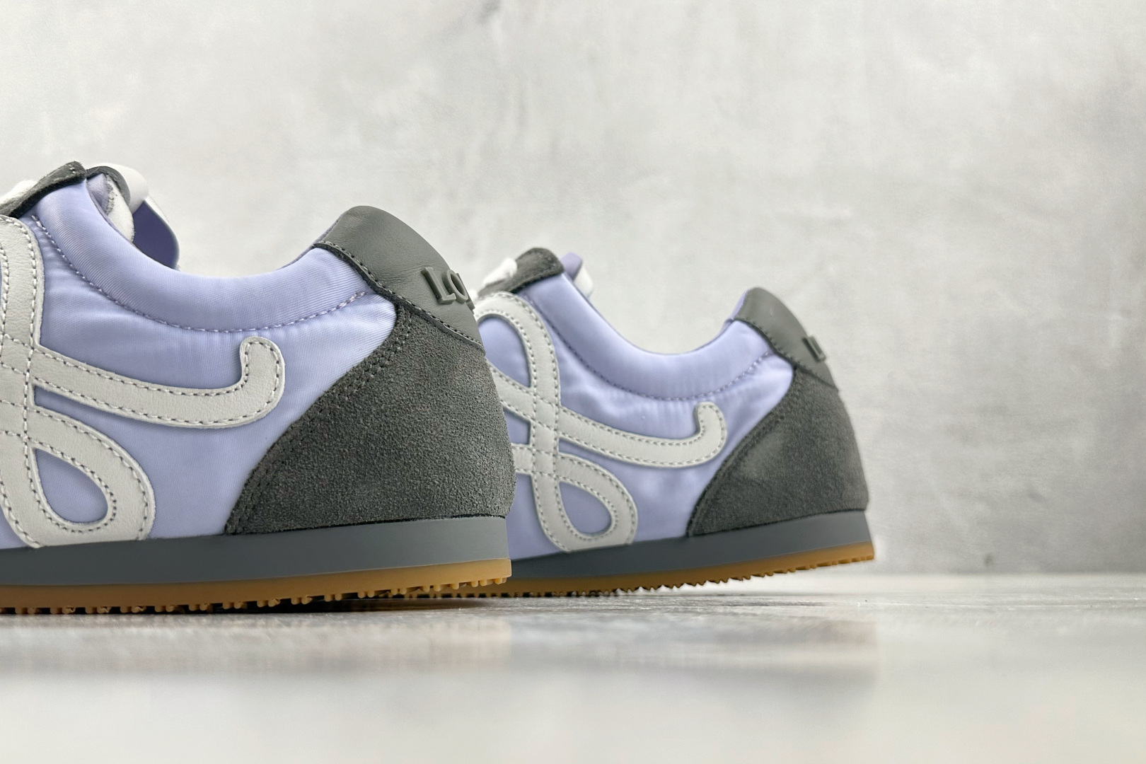 LOEWE罗意威 Ballet Runner 2.0 紫灰色 LLBR282X02-4867