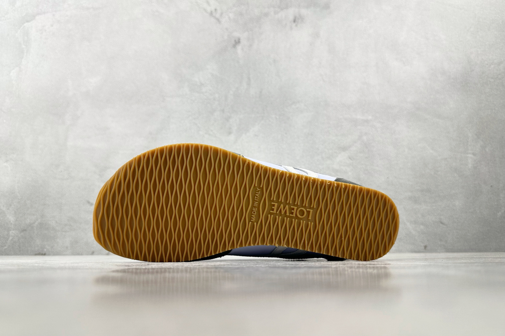 LOEWE罗意威 Ballet Runner 2.0 紫灰色 LLBR282X02-4867