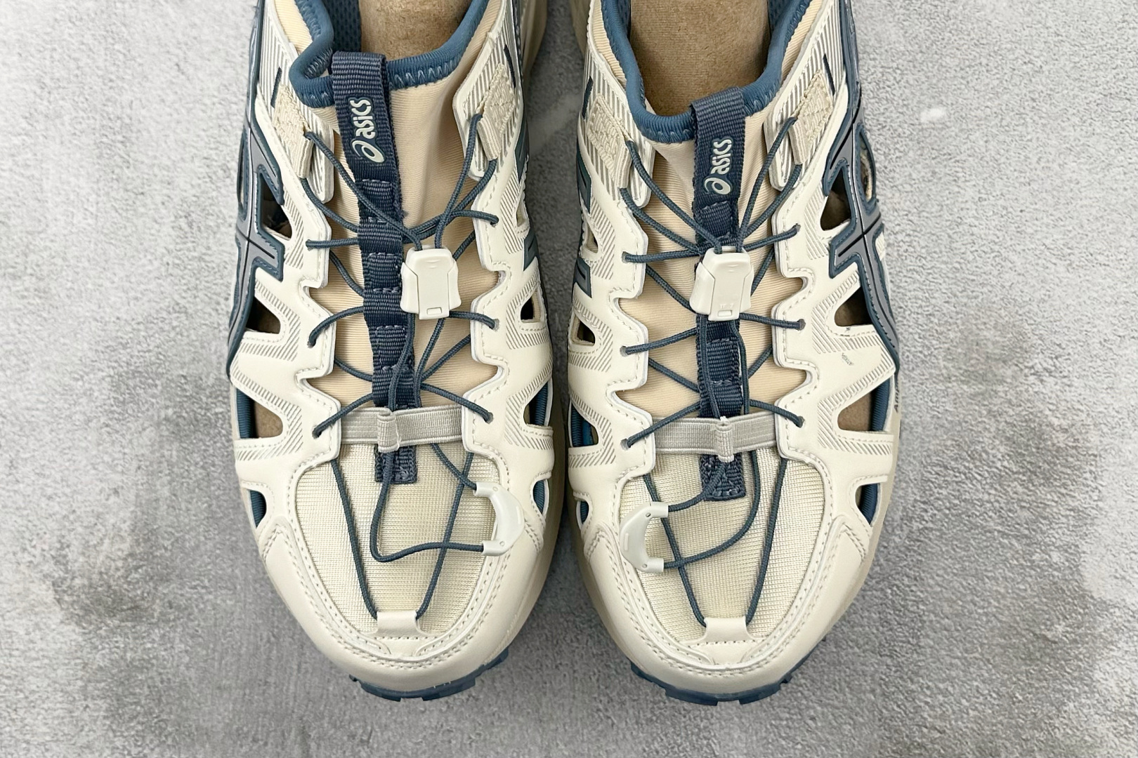 品质升级 Asics Gel-Sonoma 白蓝 1203A670-200