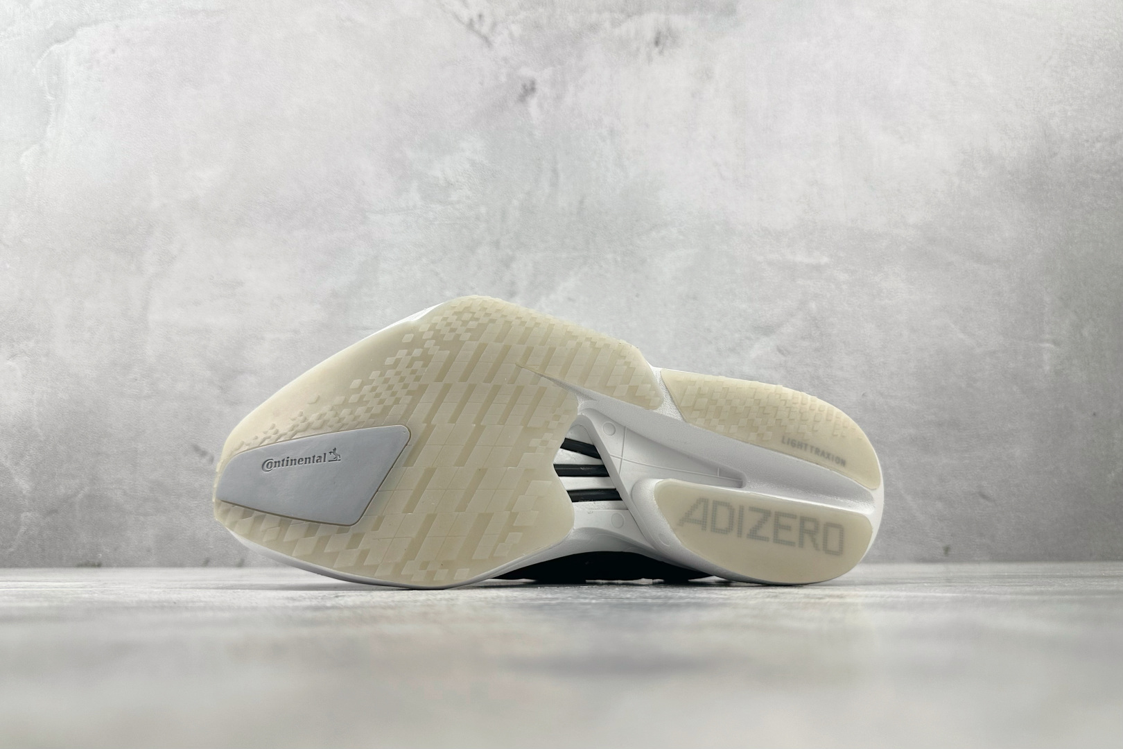 adidas Adizero Adios Pro 4 黑色 JR6360