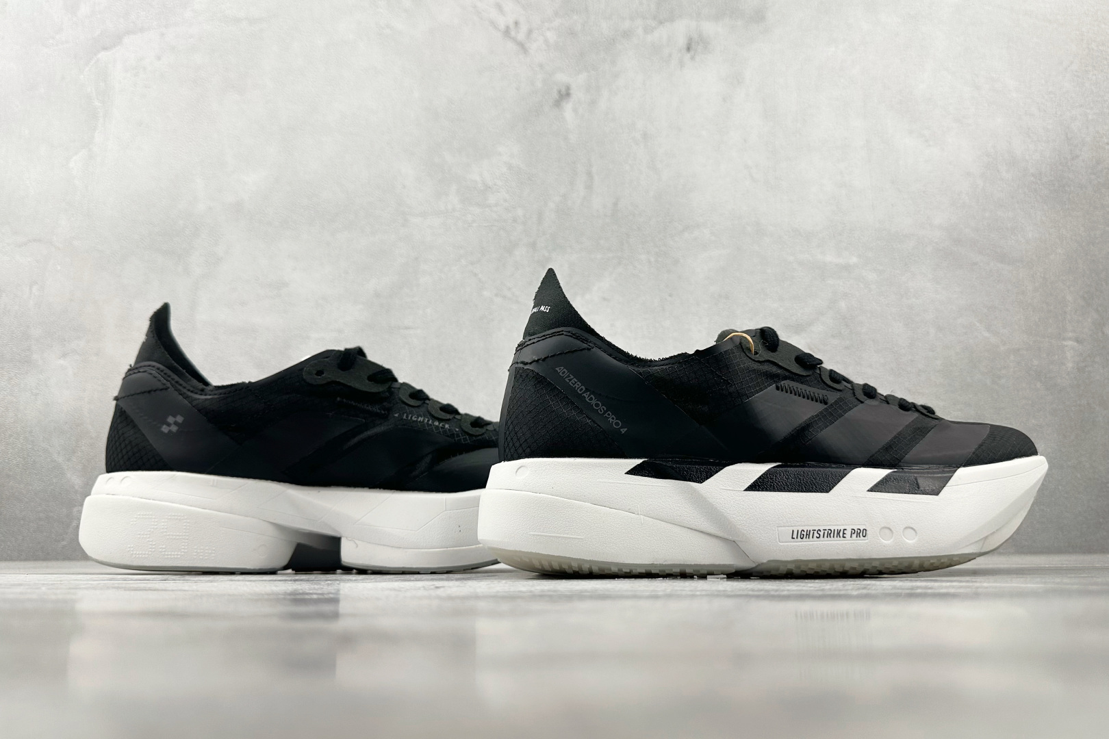 adidas Adizero Adios Pro 4 黑色 JR6360