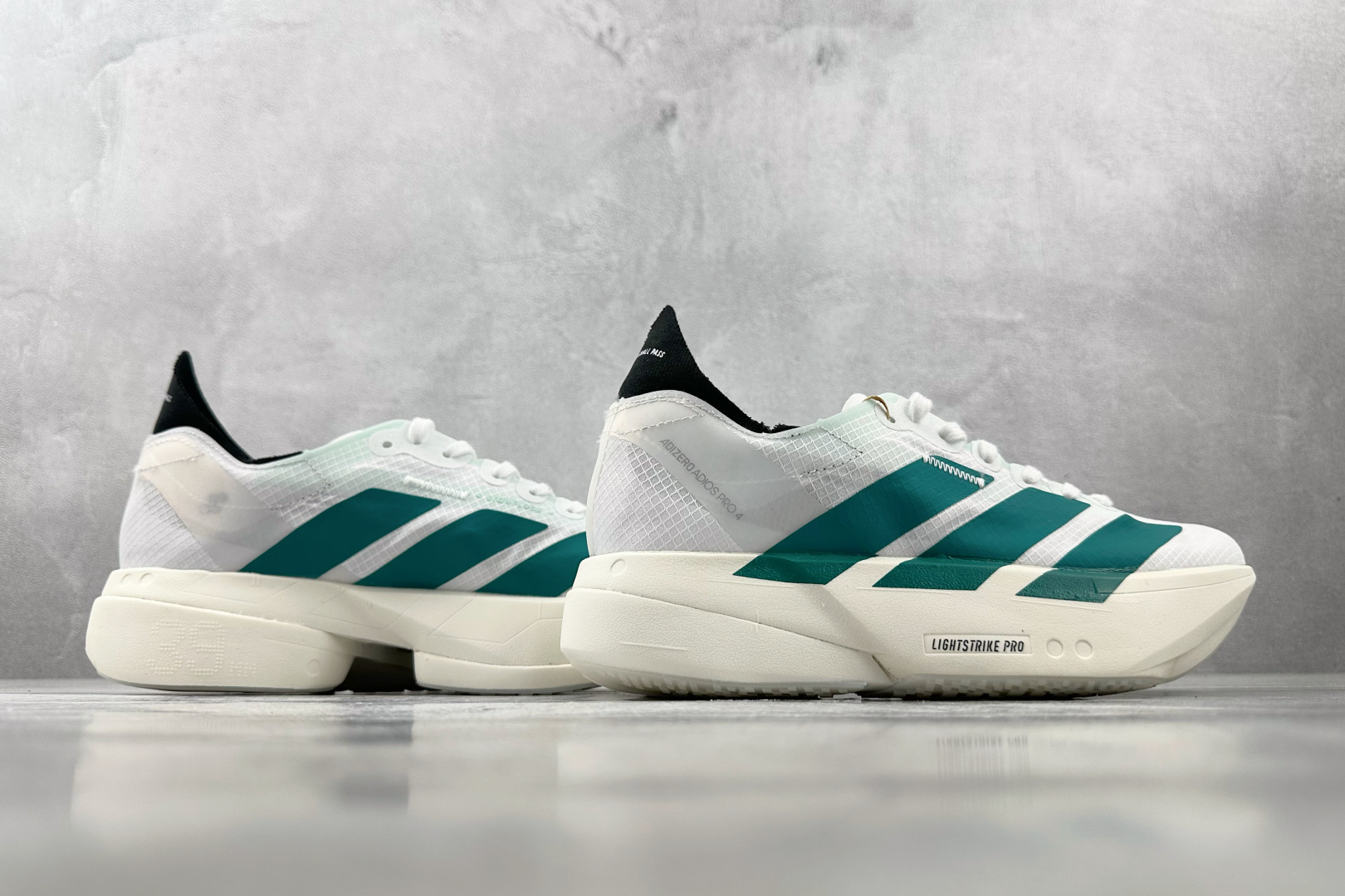 adidas Adizero Adios Pro 4 白绿色 JR1247