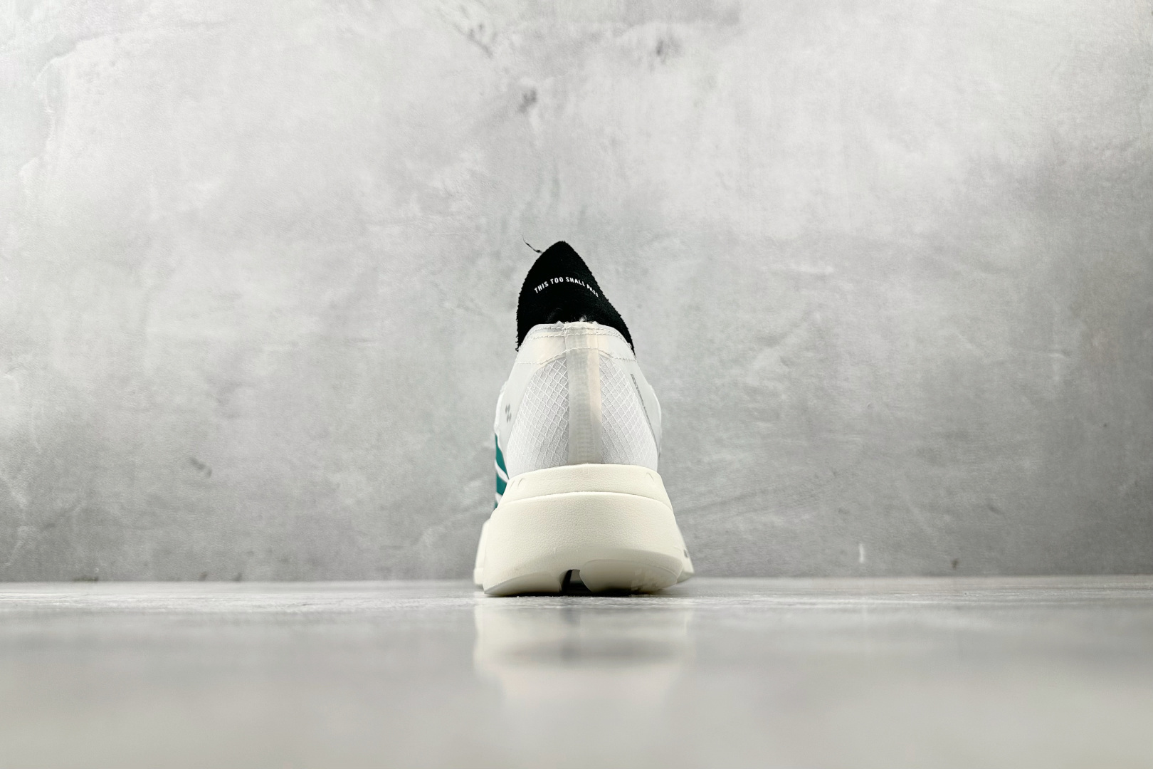 adidas Adizero Adios Pro 4 白绿色 JR1247