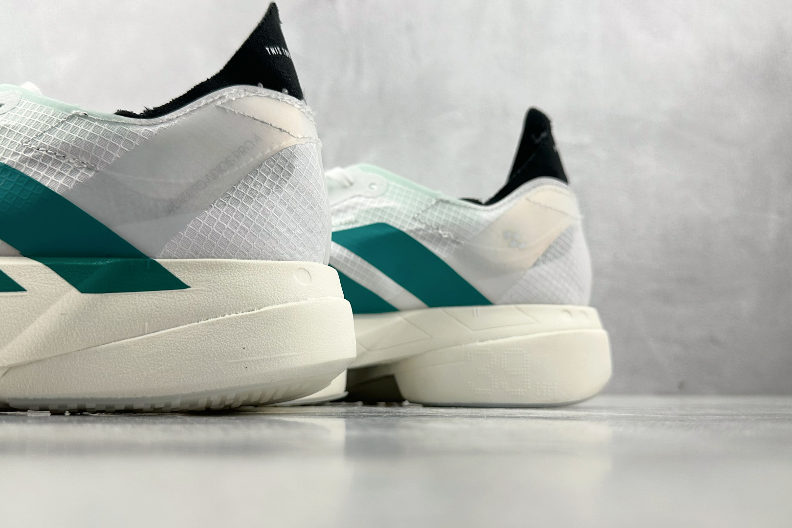 adidas Adizero Adios Pro 4 白绿色 JR1247