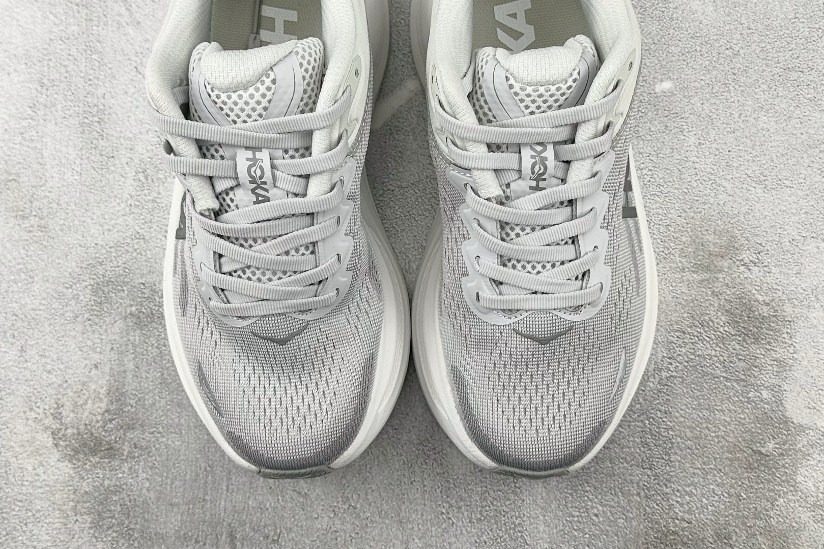 HOKA ONE ONE Bondi 9 星尘银 1162012-SDST