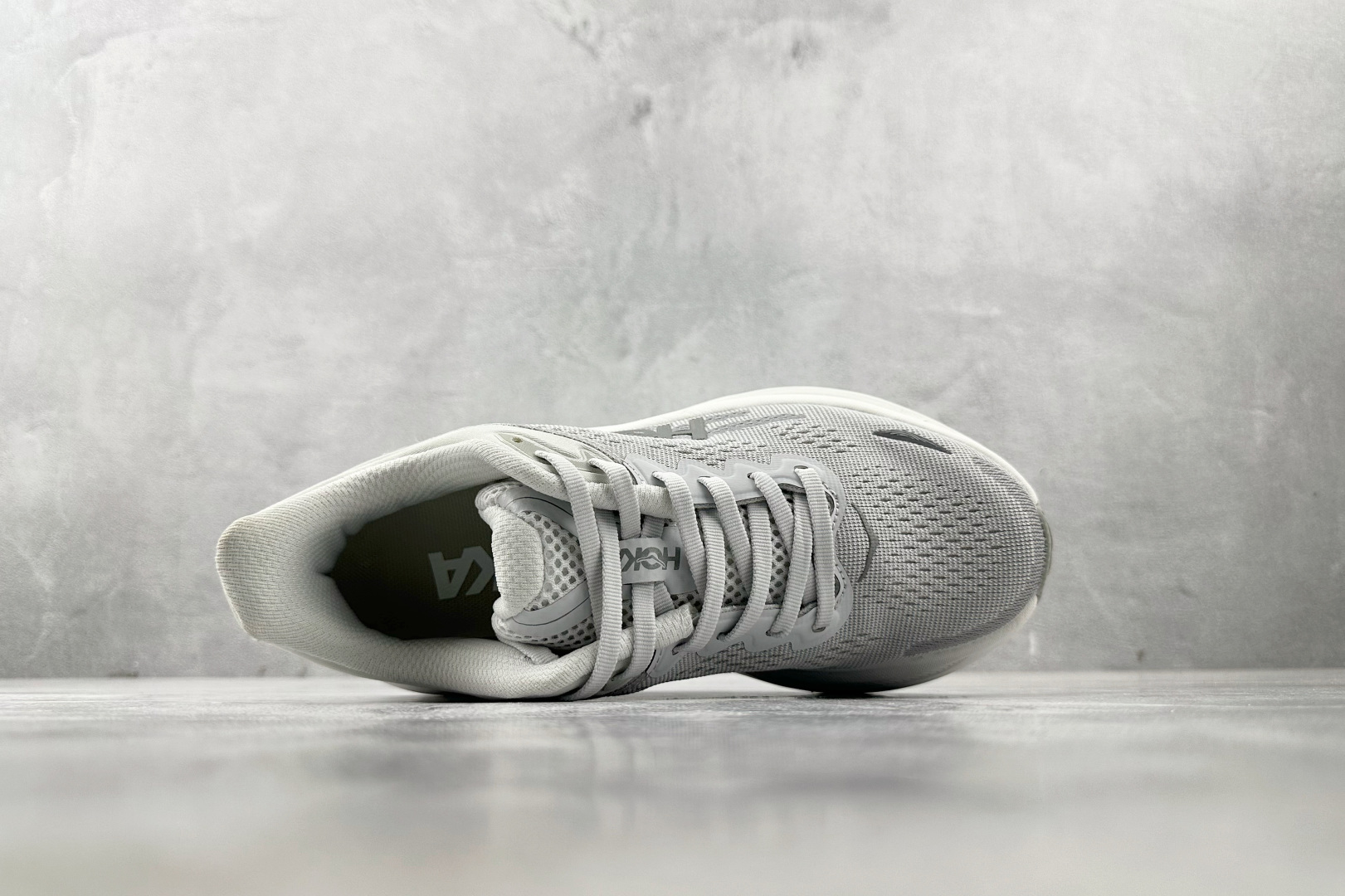 HOKA ONE ONE Bondi 9 星尘银 1162012-SDST