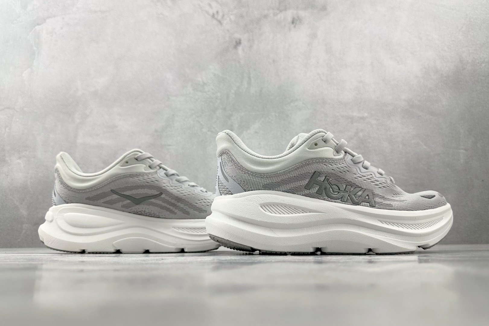 HOKA ONE ONE Bondi 9 星尘银 1162012-SDST