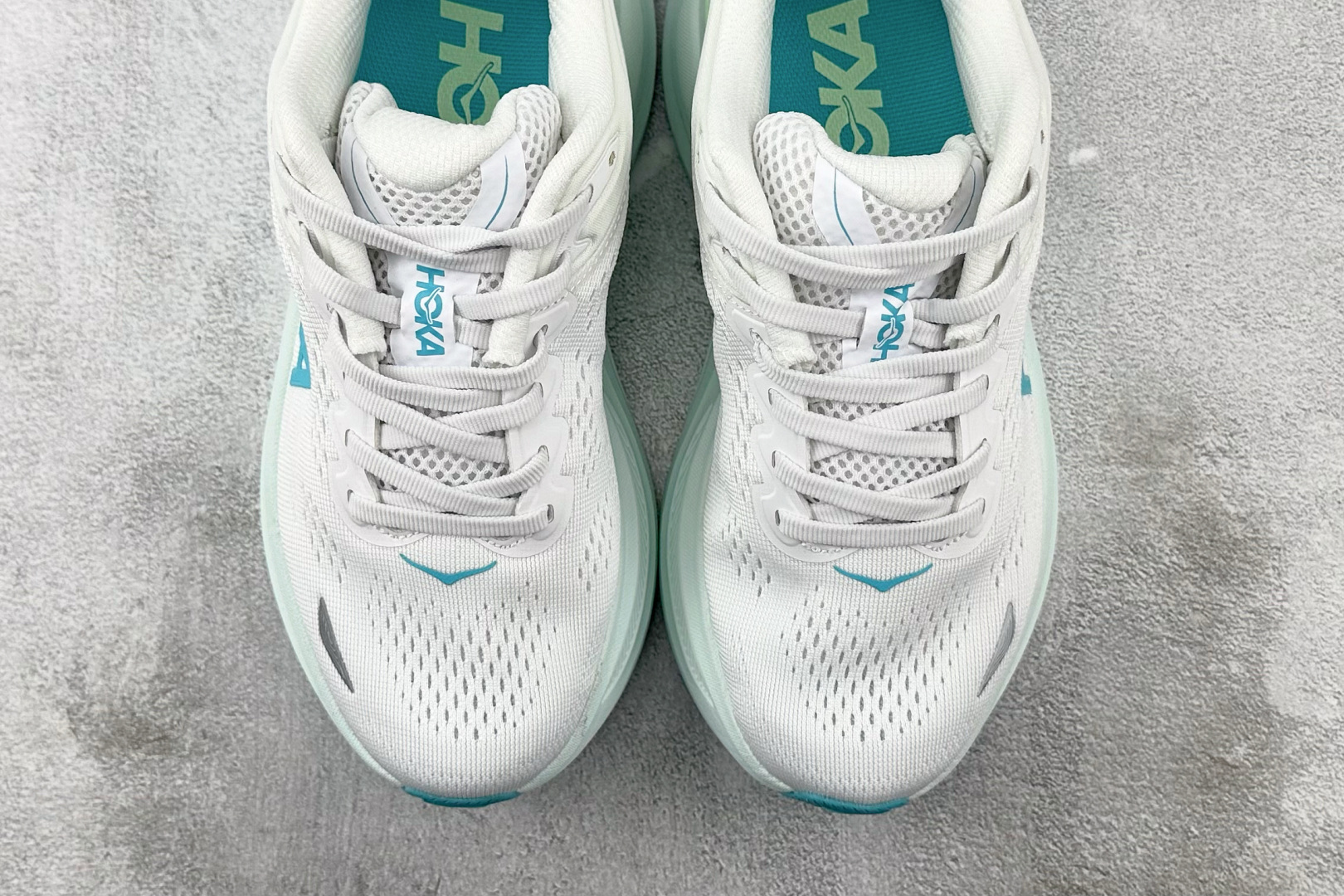 HOKA ONE ONE Bondi 9 白色 1162012-FTCL