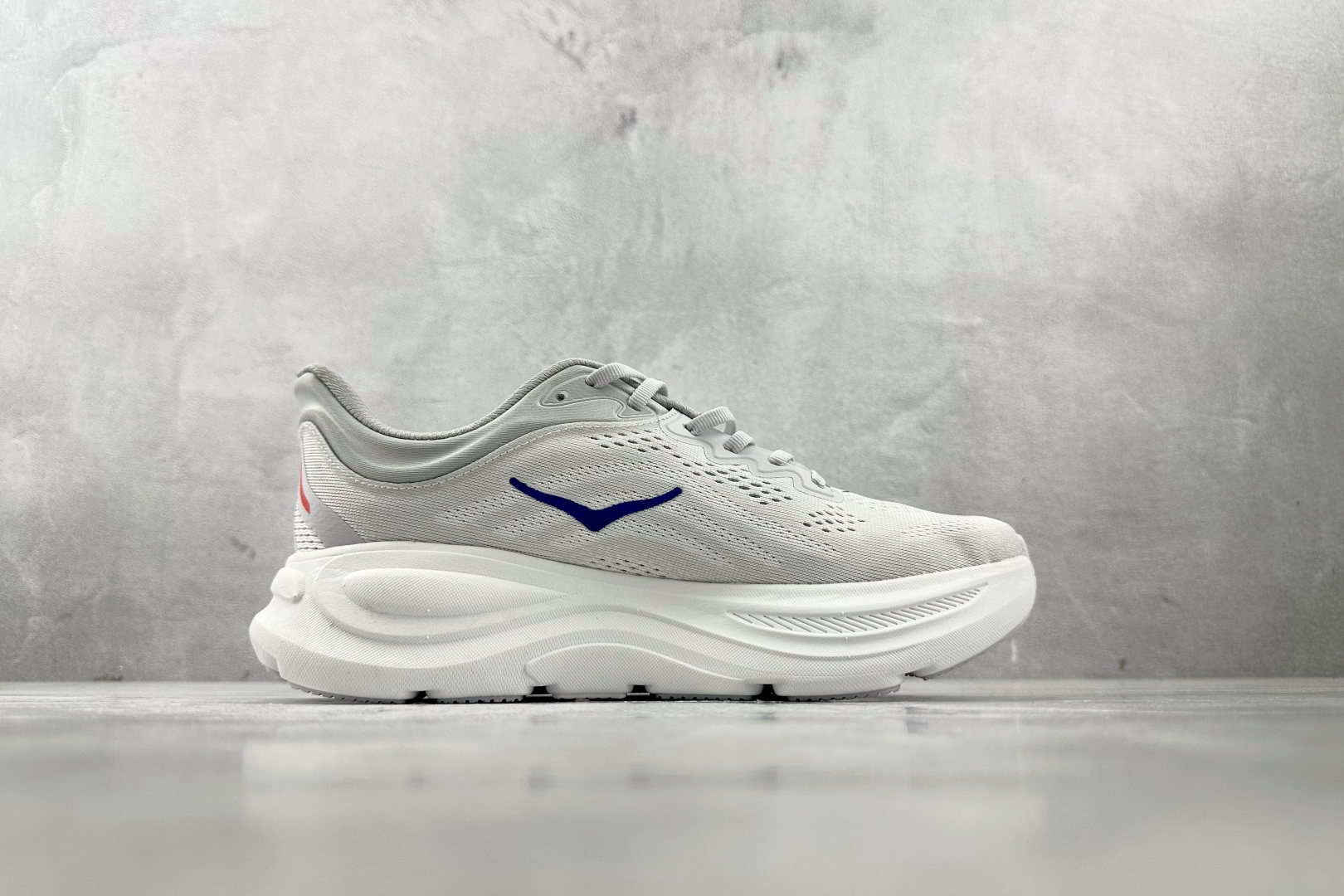 HOKA ONE ONE Bondi 9 宇宙灰群青色 1162011-CYLT