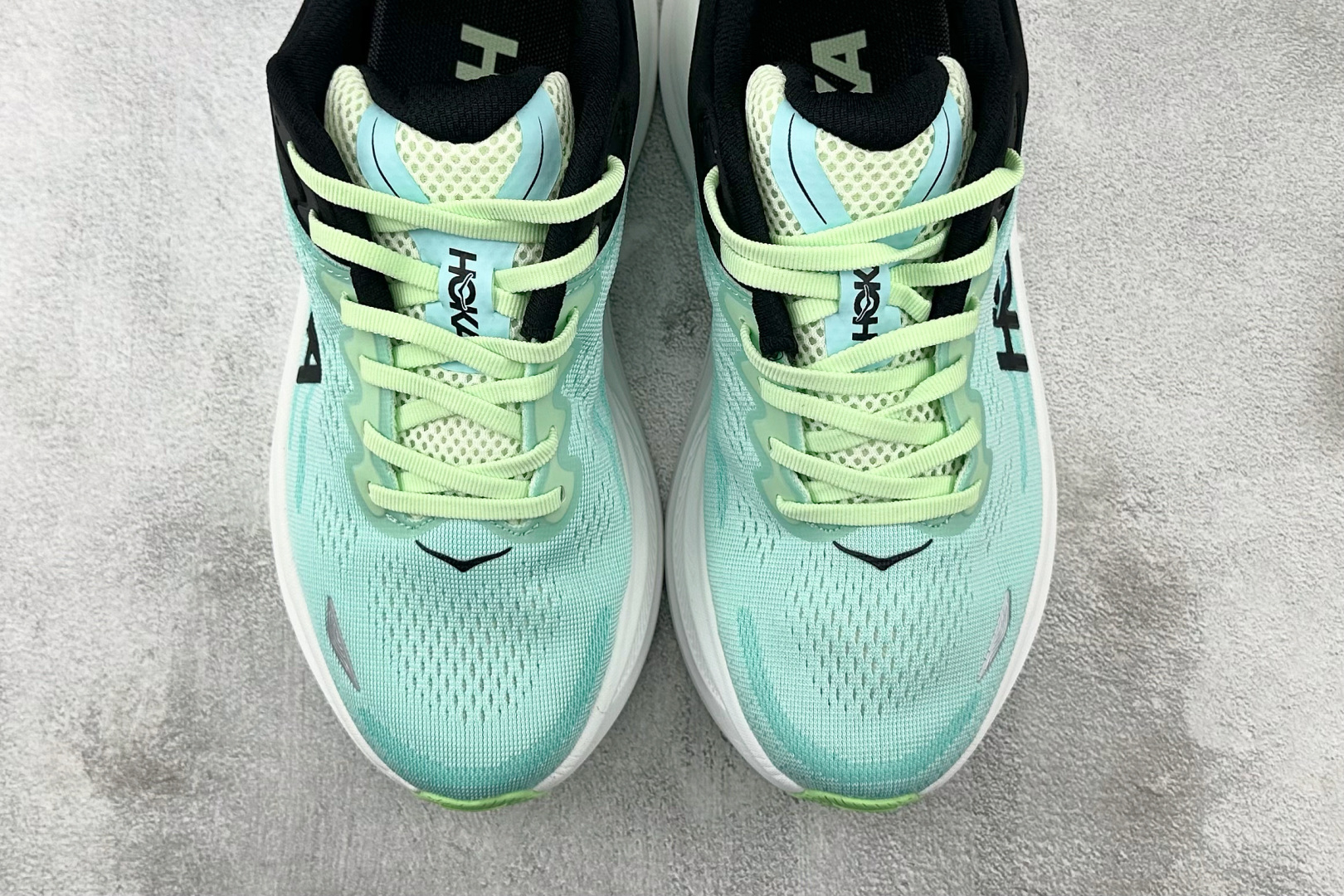 HOKA ONE ONE Bondi 9 蓝白色 1162011-LNMT