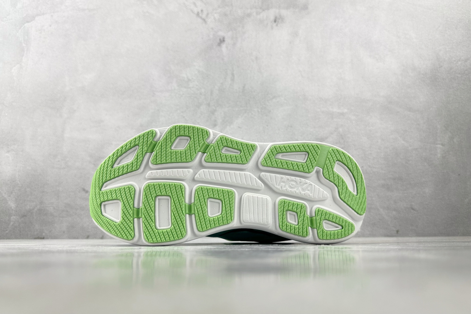 HOKA ONE ONE Bondi 9 蓝白色 1162011-LNMT