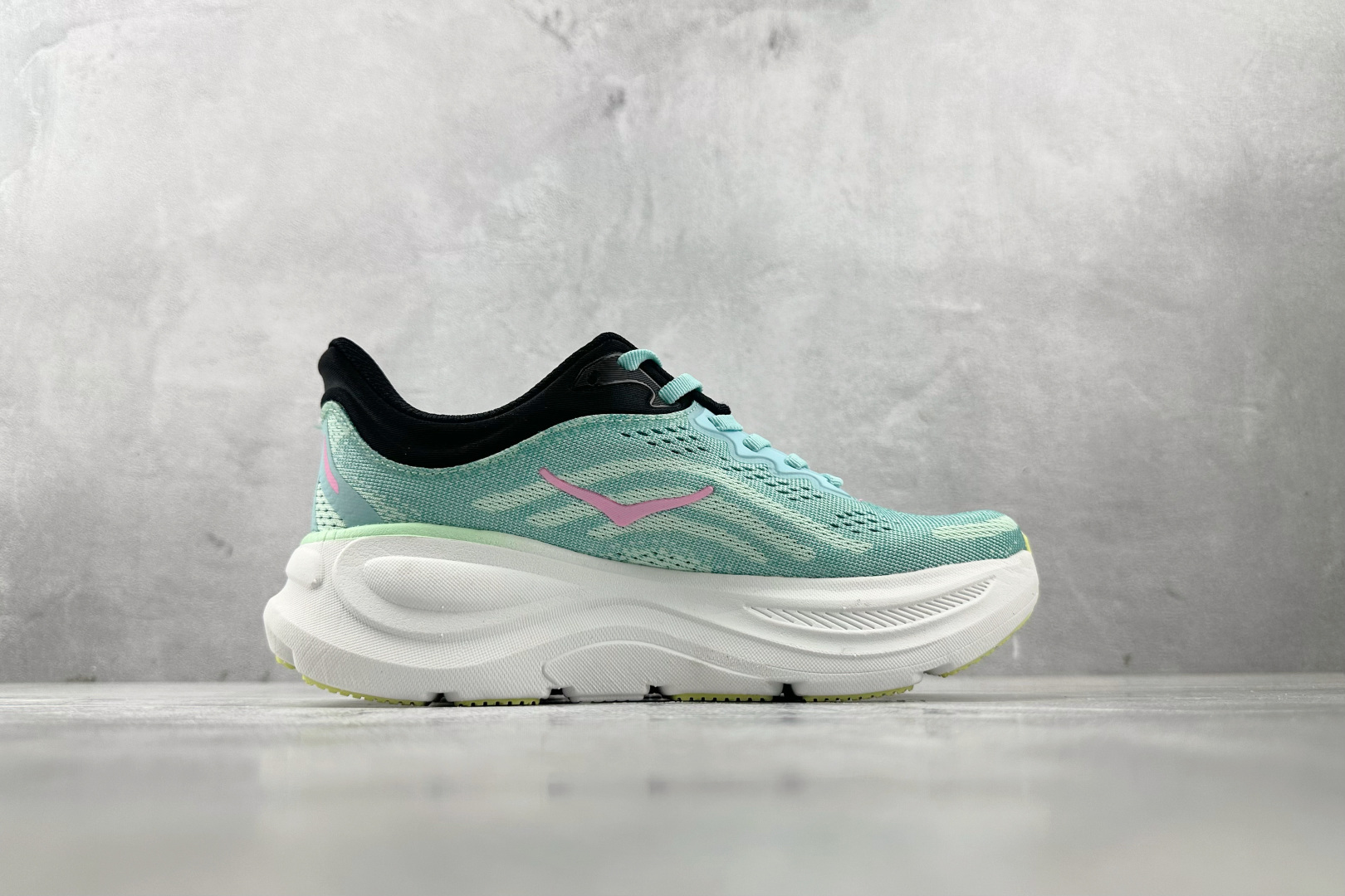 HOKA ONE ONE Bondi 9 绿色 1162014-BTF