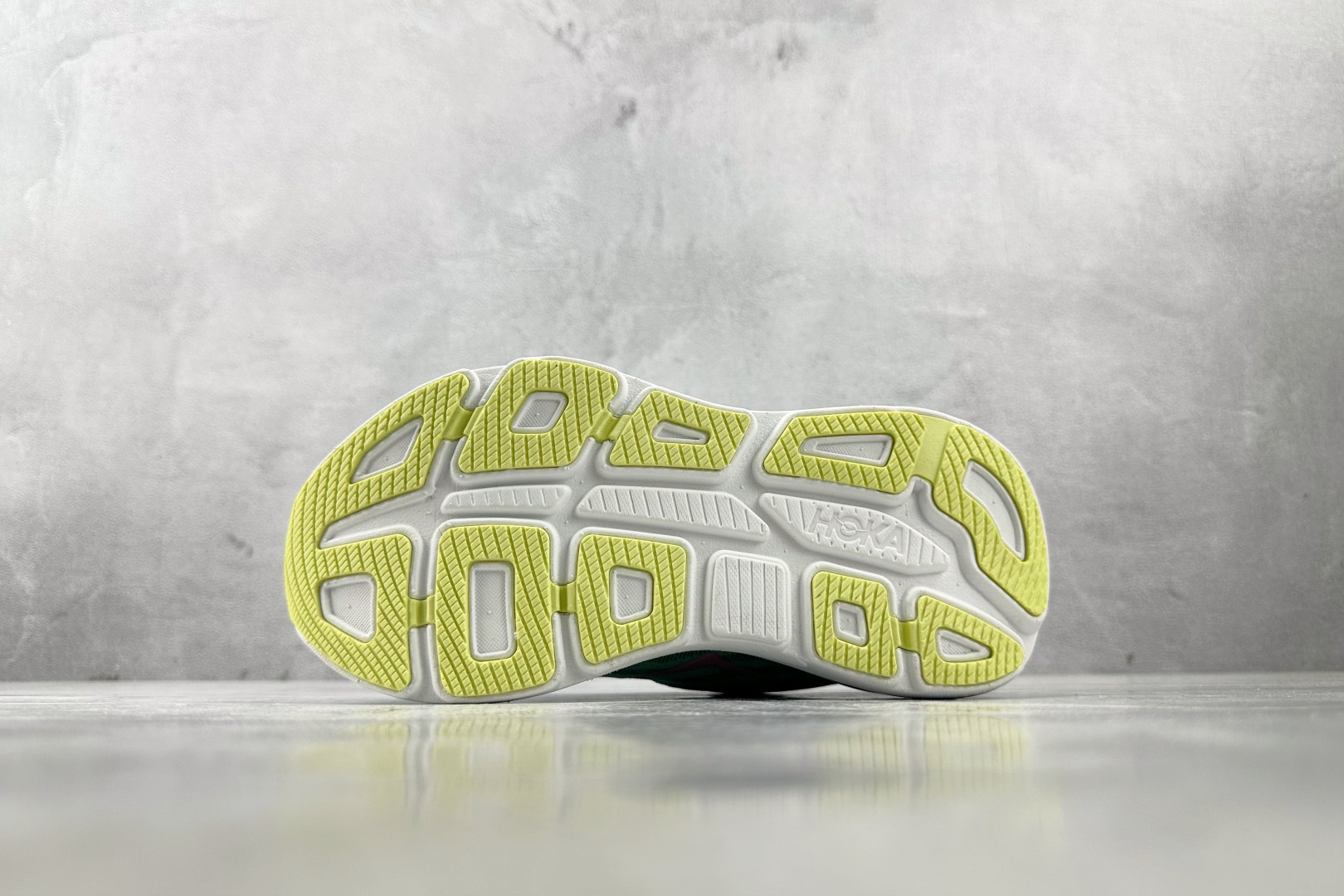 HOKA ONE ONE Bondi 9 绿色 1162014-BTF