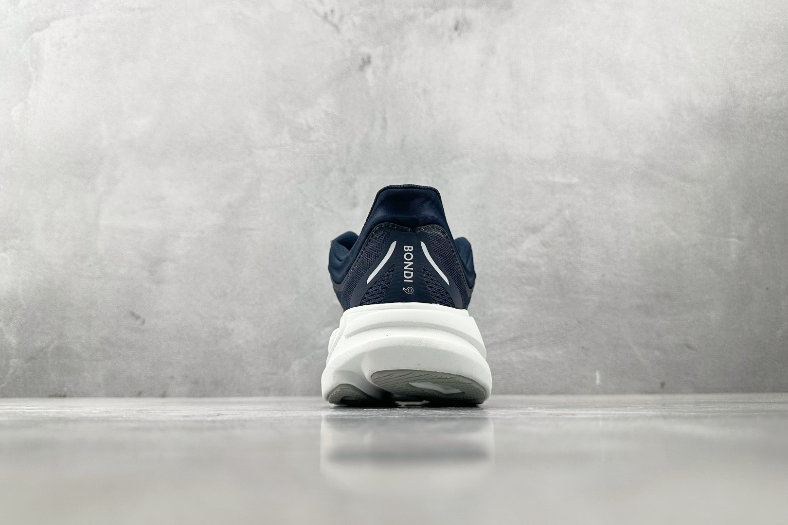 HOKA ONE ONE Bondi 9 海军蓝 1162011-VYN