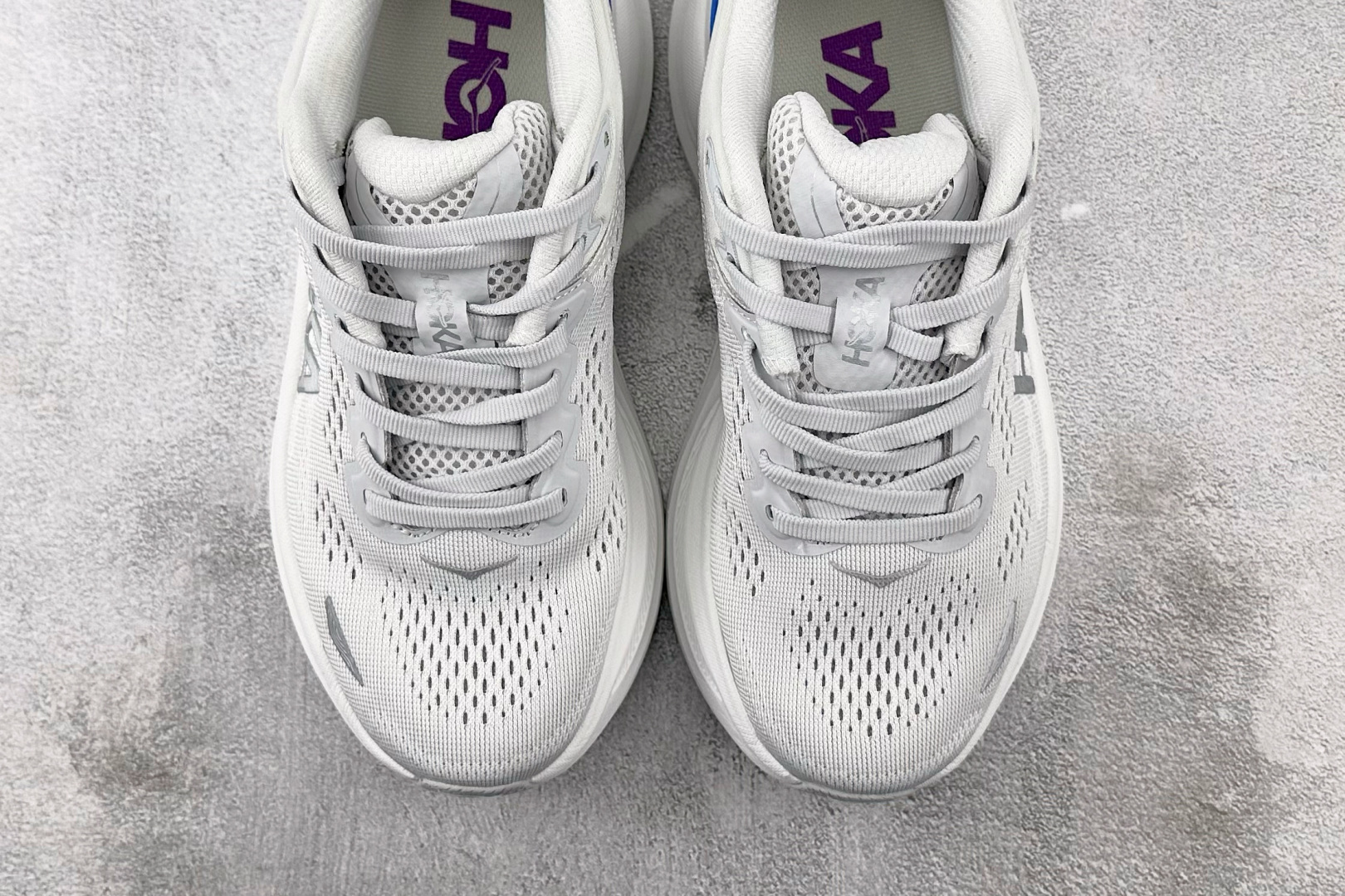 HOKA ONE ONE Bondi 9 灰色 1162014-CYWH