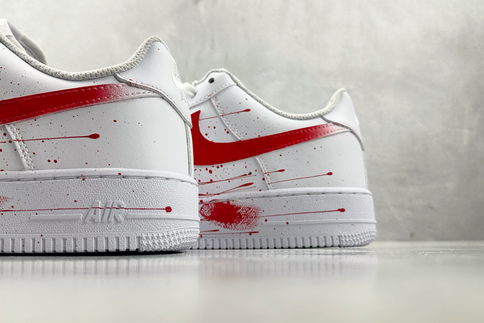 定制球鞋 Nike Air Force 1 案发现场 红白 CW2288-111