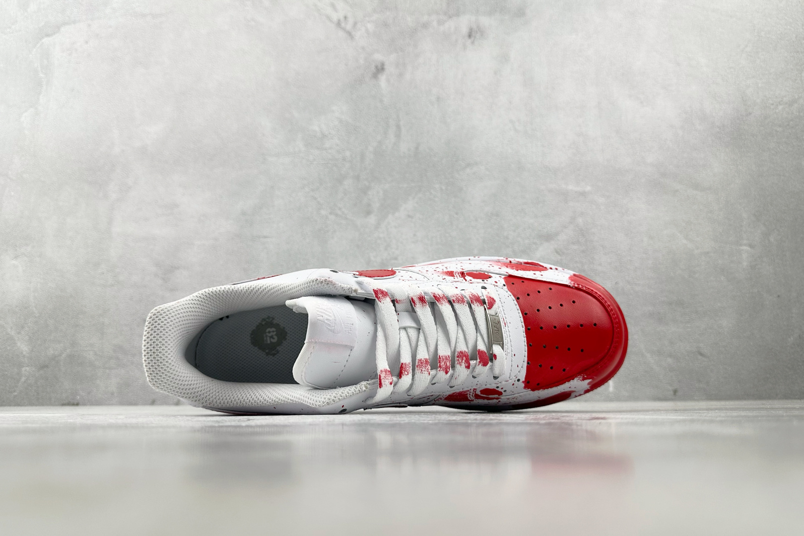 定制球鞋 Nike Air Force 1 案发现场 红白 CW2288-111