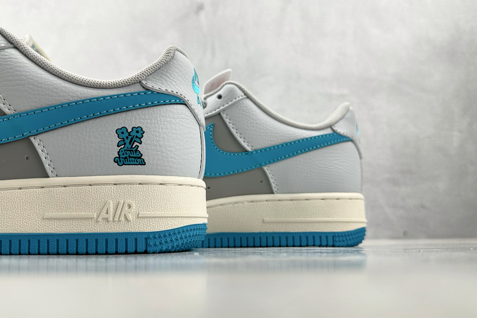 Nike Air Force 1'07 LV 联名 灰蓝 JJ2508-704