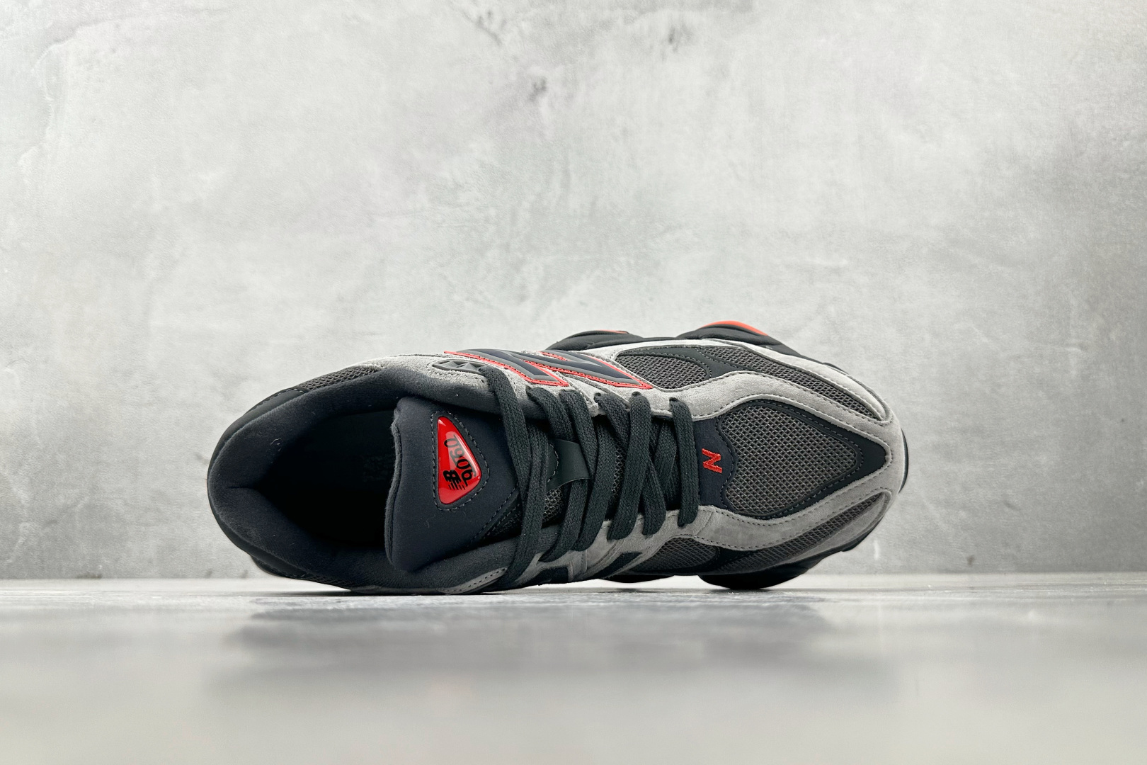 大厂出品 New Balance NB 9060 灰黑色 U9060JBO