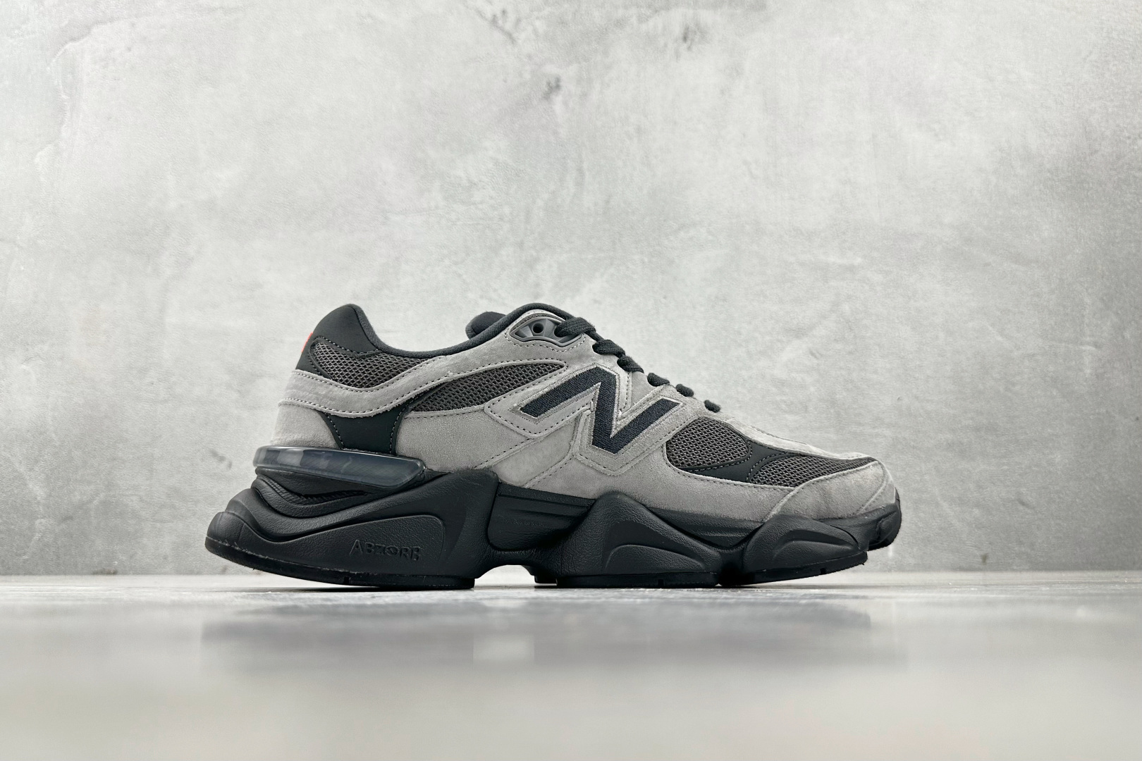 大厂出品 New Balance NB 9060 灰黑色 U9060JBO