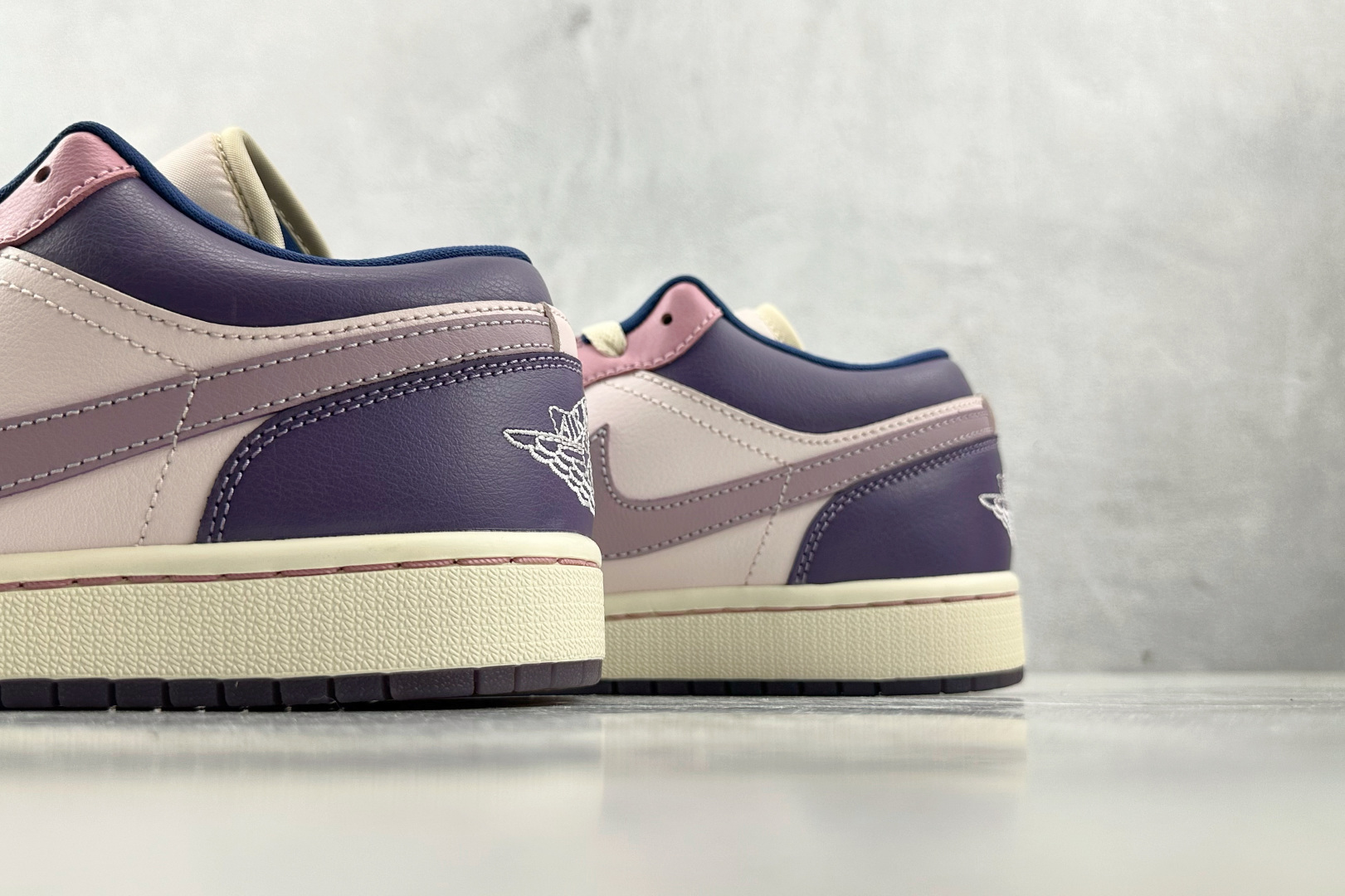 Jordan Air Jordan 1 low 粉紫色 DZ2768-651