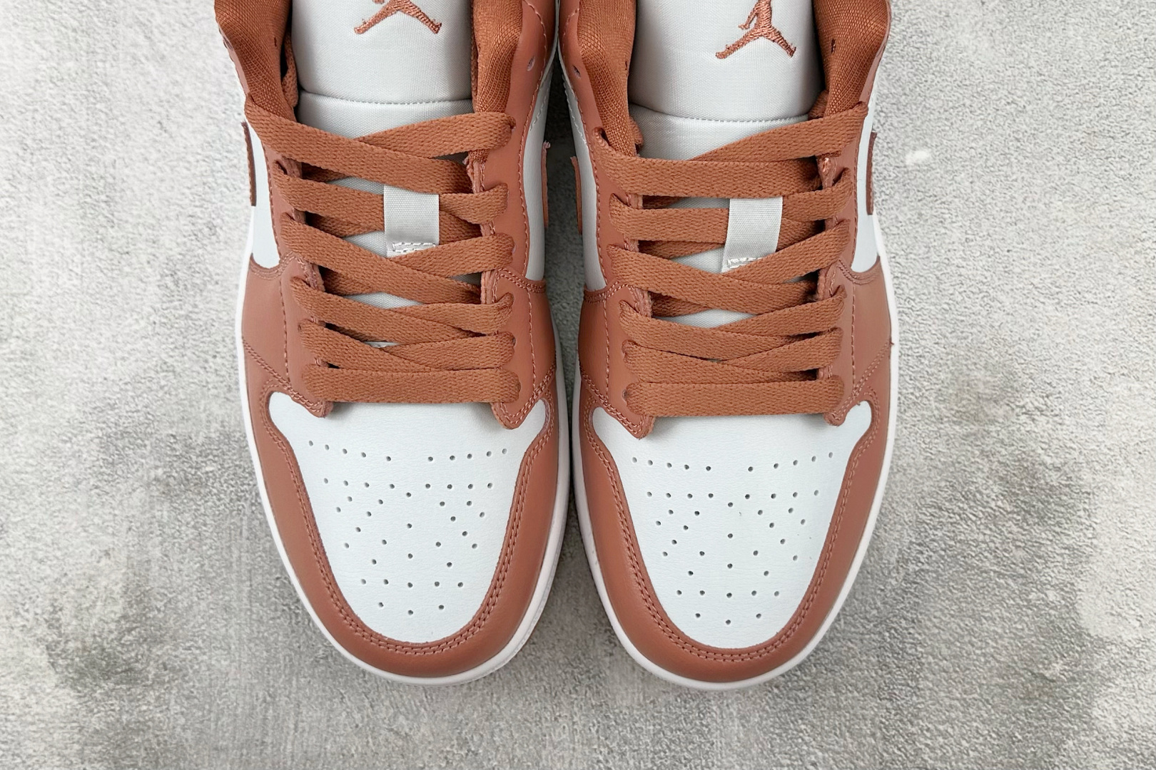 Jordan Air Jordan 1 Low ”Pink Salmon” 白红 DC0774-080