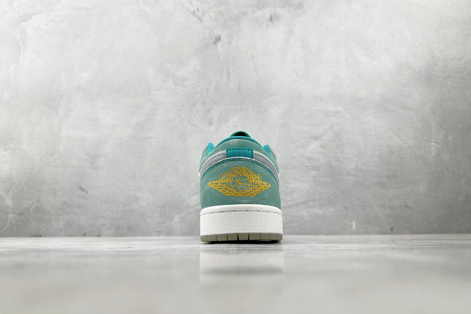 Jordan Air Jordan 1 se ”new emerald”祖母绿 DN3705-301