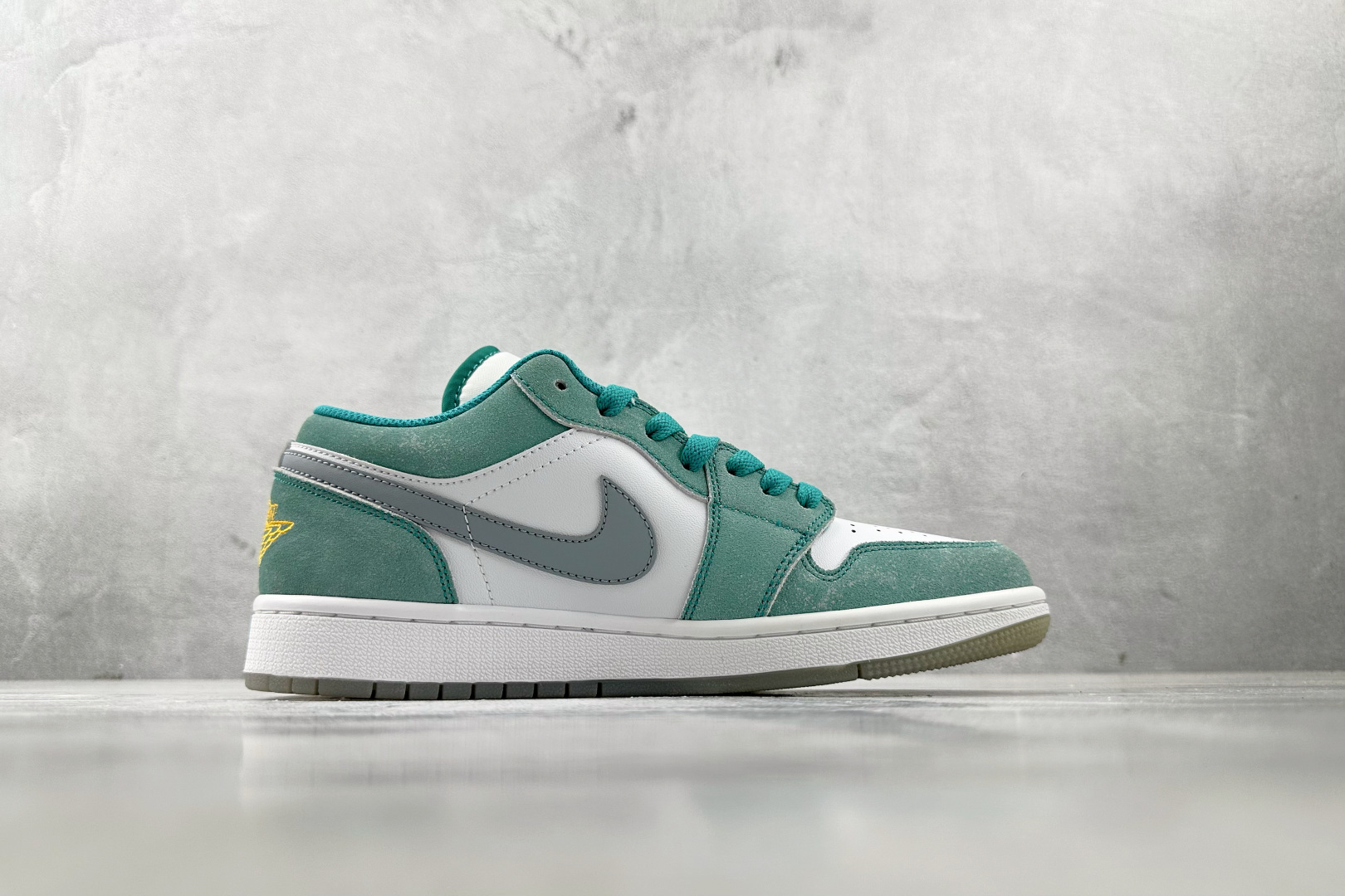 Jordan Air Jordan 1 se ”new emerald”祖母绿 DN3705-301