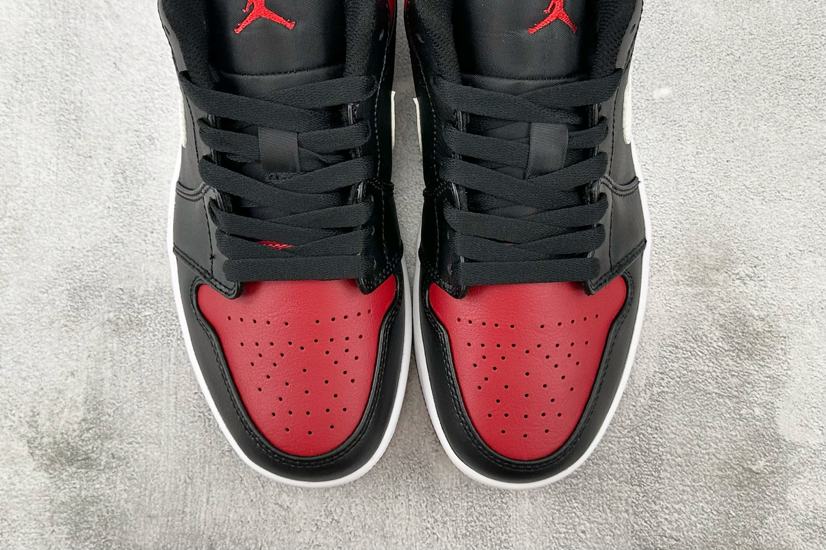 Jordan Air Jordan 1 ”Alternate Bred Toe” 黑红 553558-066