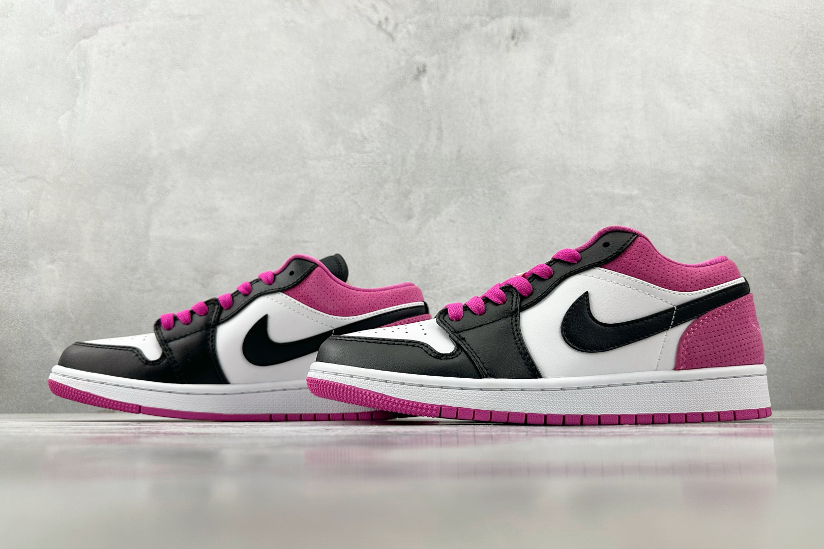 Jordan Air Jordan 1 magenta 经典Logo 玫红 CK3022-005