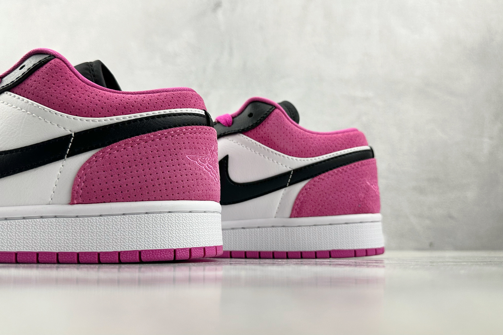 Jordan Air Jordan 1 magenta 经典Logo 玫红 CK3022-005