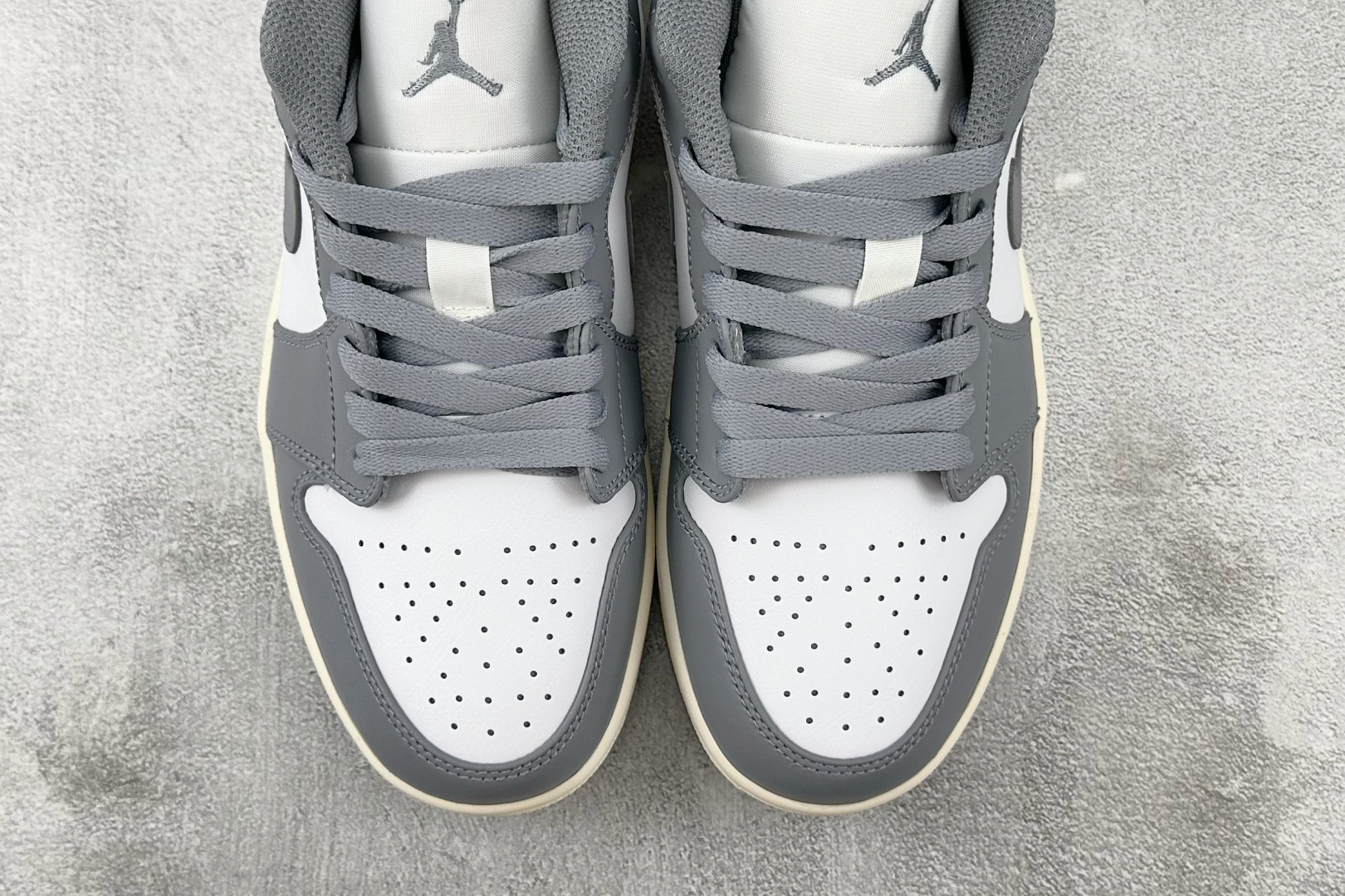 Jordan Air Jordan 1 stealth and white 小dior 灰白 553558-053