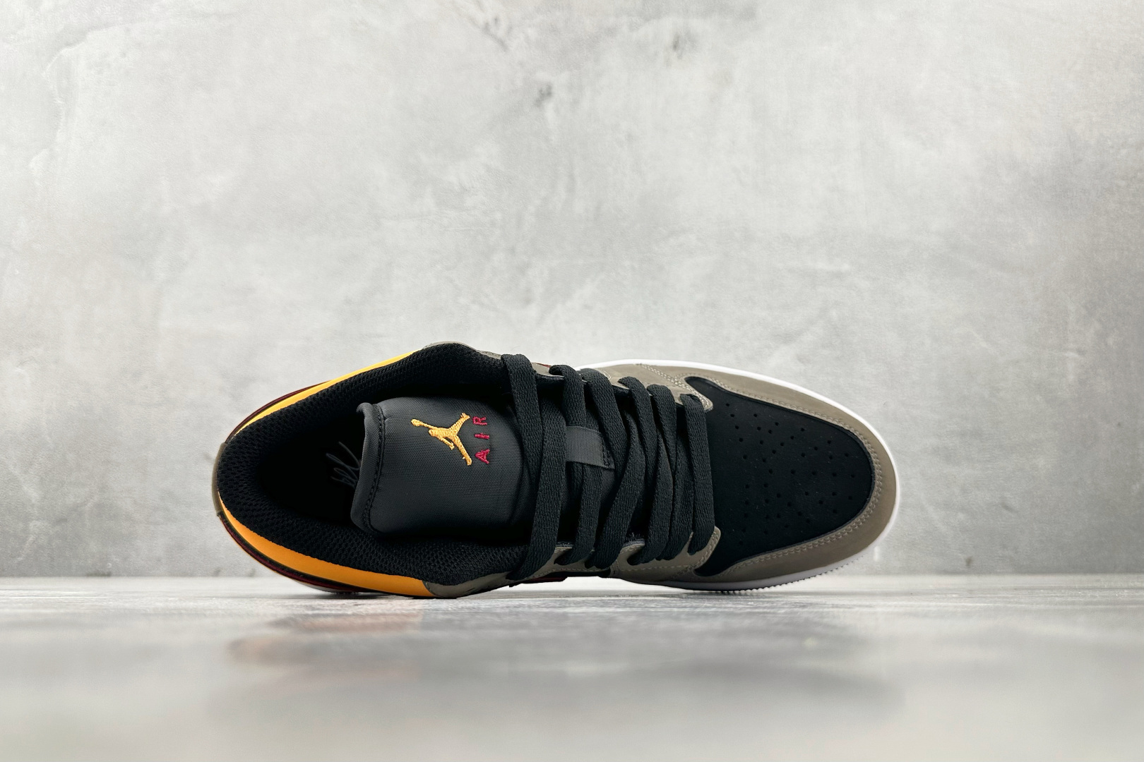 Jordan Air Jordan 1 low 灰黑 FN7308-008