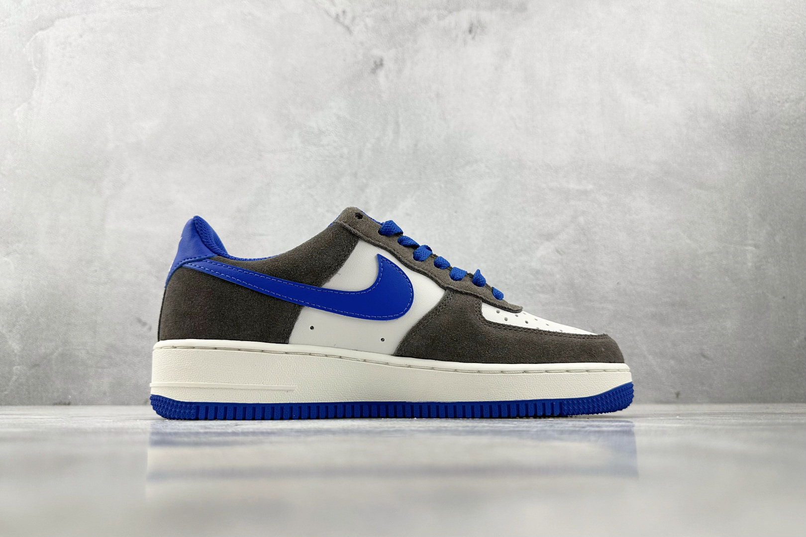 Nike Air Force 1 Low 灰蓝 FQ8714-200