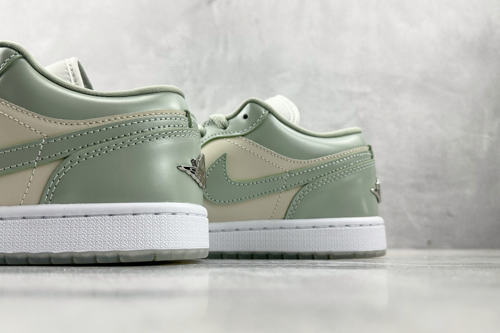 Jordan Air Jordan 1 Low 绿色 HF4078-100