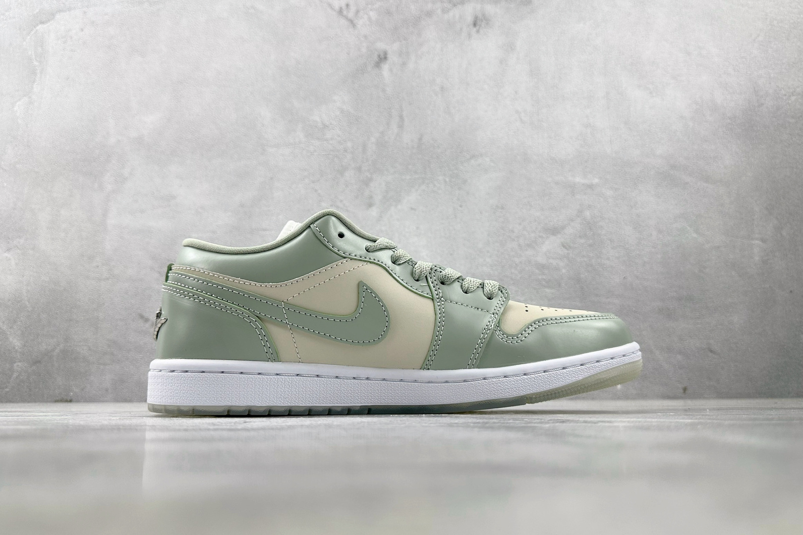 Jordan Air Jordan 1 Low 绿色 HF4078-100