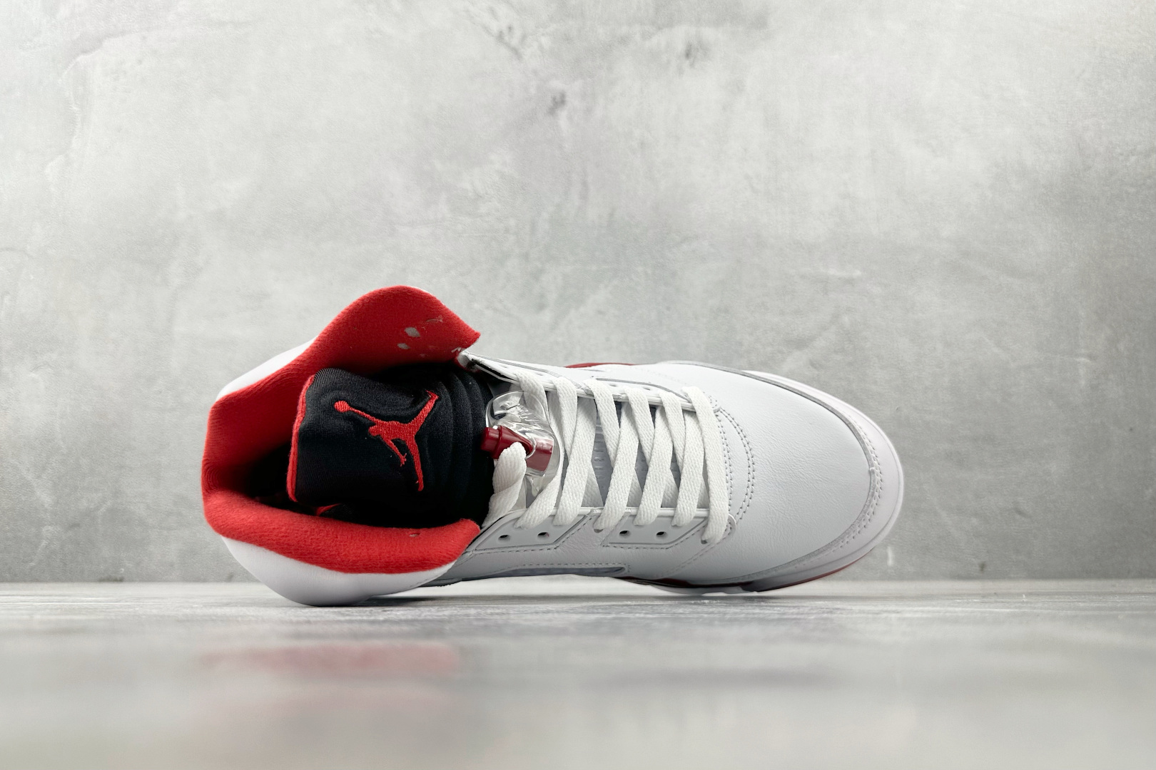 顶级纯原 Jordan Air Jordan 5 Retro Fire Red Black Tongue 白红 136027-120