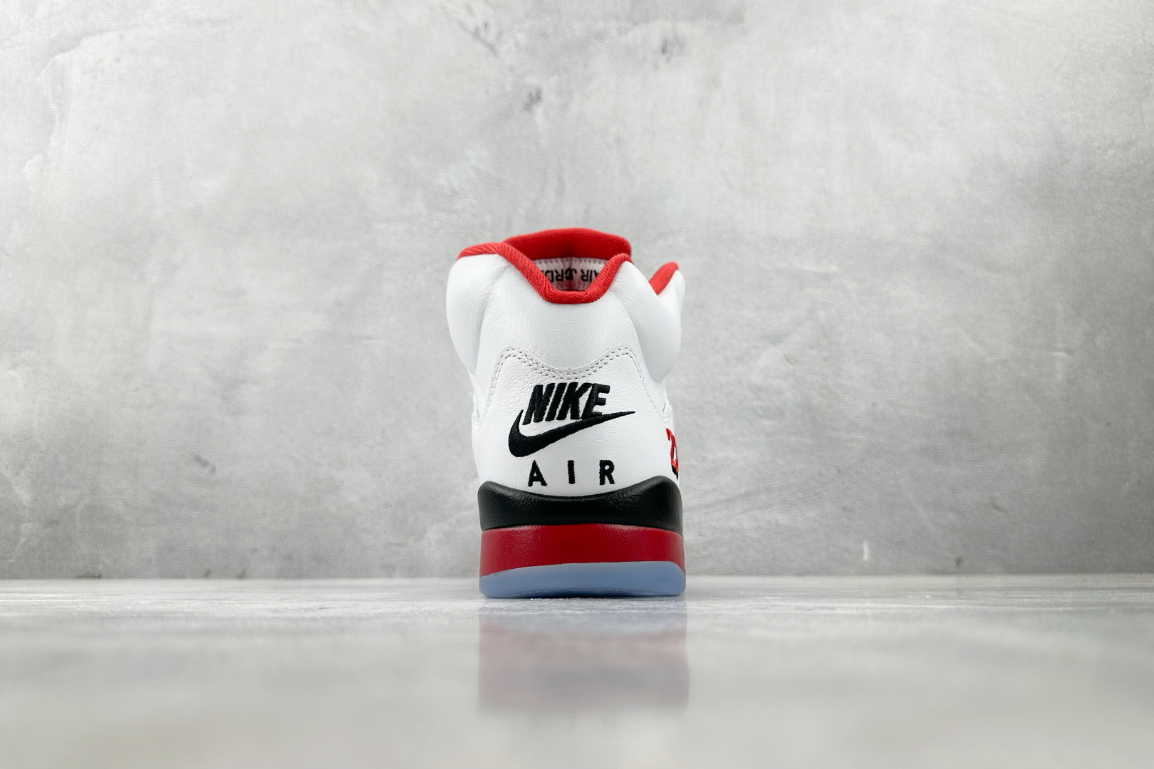 顶级纯原 Jordan Air Jordan 5 Retro Fire Red Black Tongue 白红 136027-120