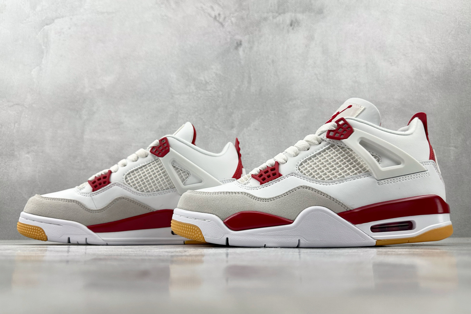 东南亚订单 Nike SB x Jordan Air Jordan 4 ”Varsity Red” 白红 DR5415-106