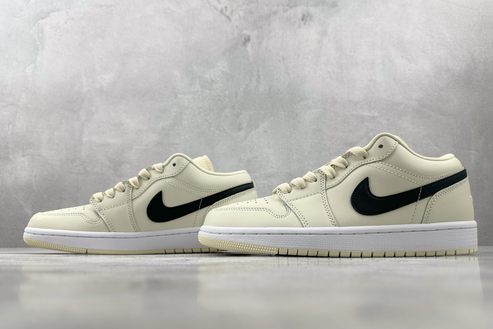 Jordan Air Jordan 1 low ”coconut milk” 椰奶 奶油色 DC0774-121