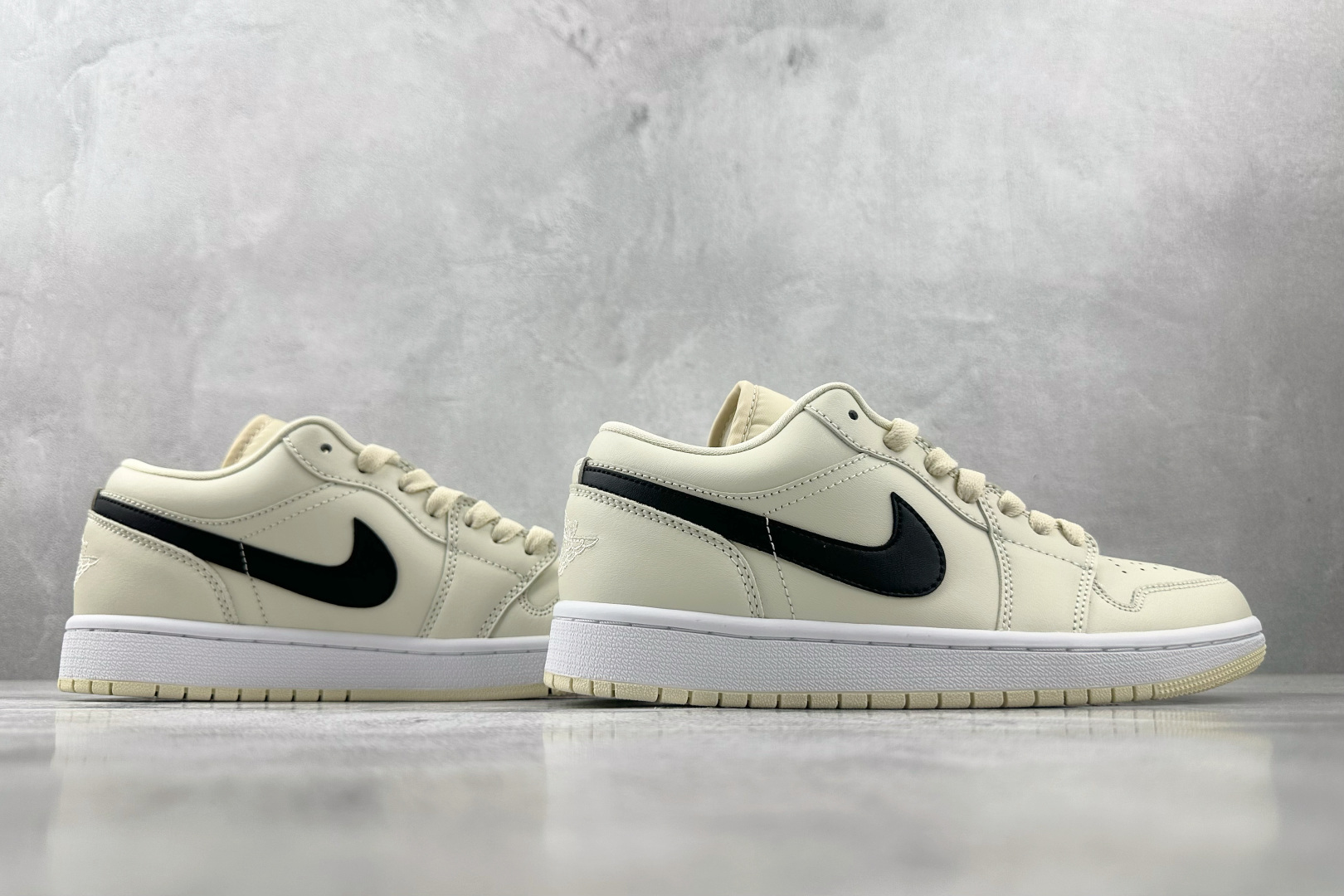 Jordan Air Jordan 1 low ”coconut milk” 椰奶 奶油色 DC0774-121