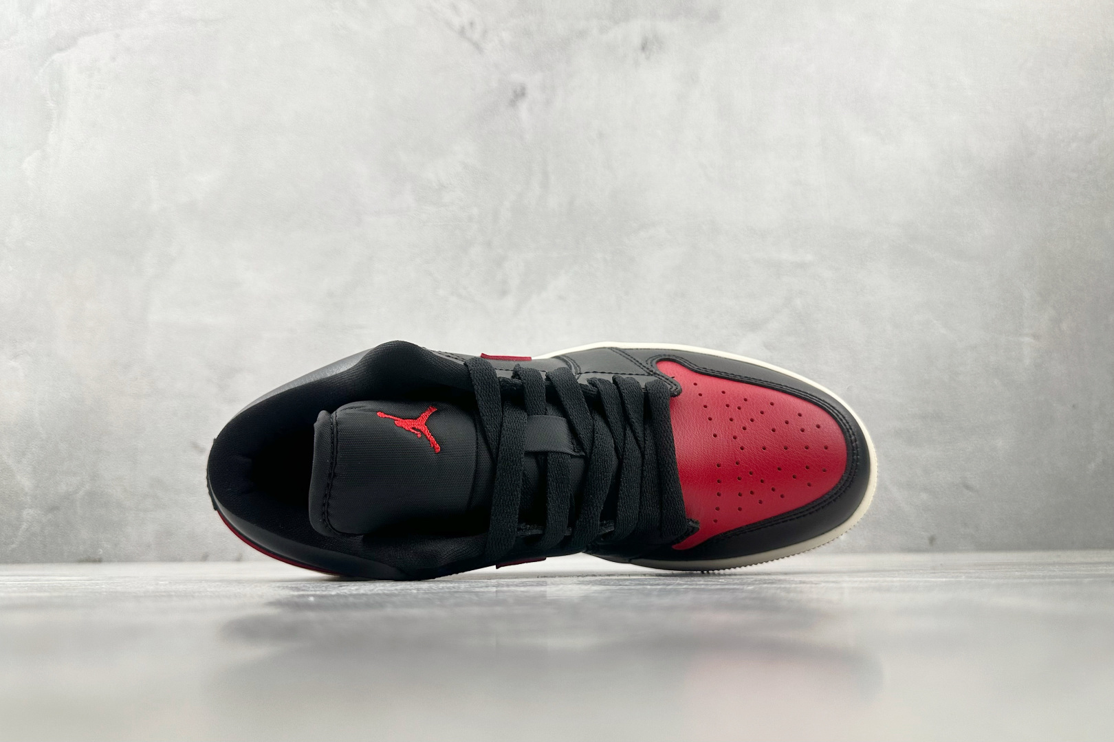 Jordan Air Jordan 1 low Bred Sail” 黑红 DC0774-061