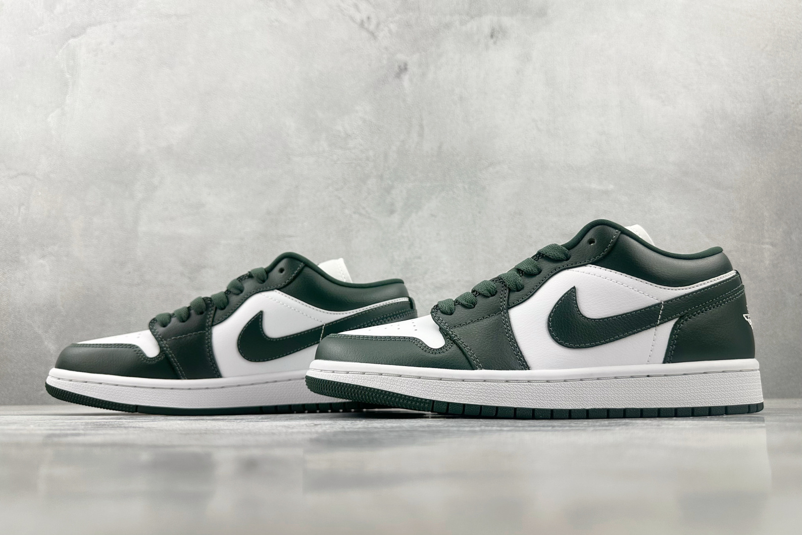 Jordan Air Jordan 1 low White Olive” 白绿色 DC0774-113