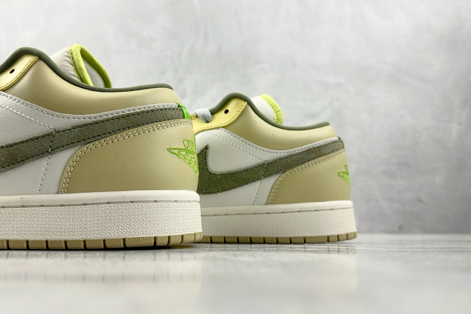 Jordan Air Jordan 1 low 绿白色 FD9906-131